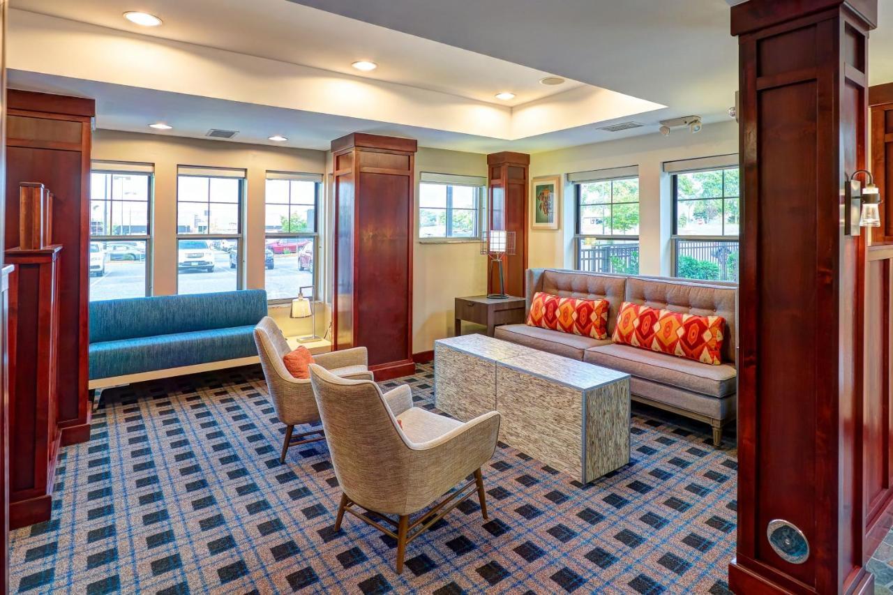 Residence Inn Minneapolis Плимът Екстериор снимка
