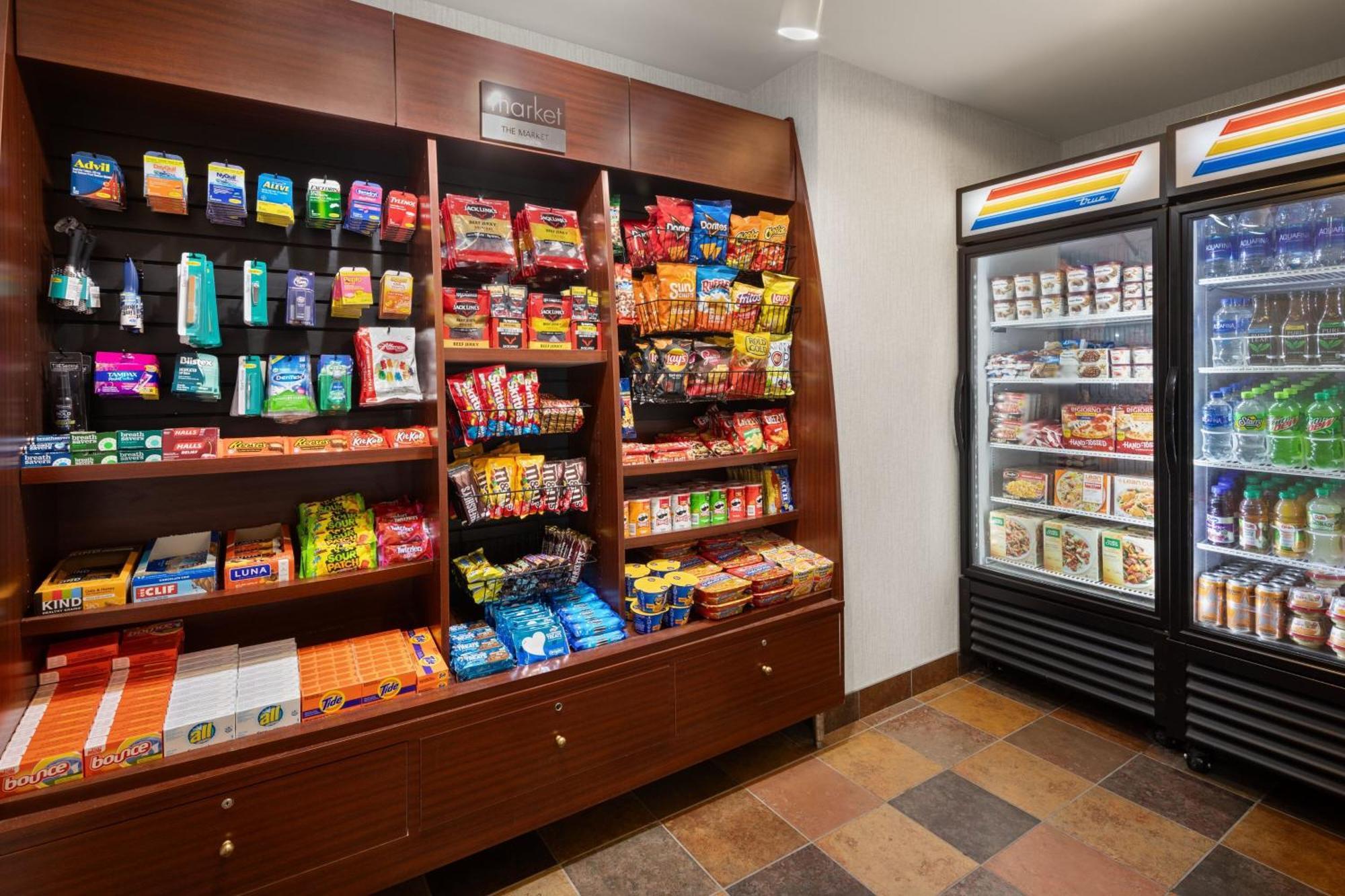 Residence Inn Minneapolis Плимът Екстериор снимка