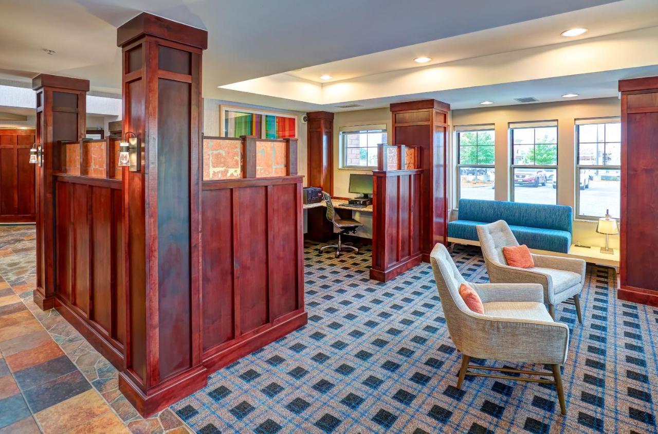 Residence Inn Minneapolis Плимът Екстериор снимка